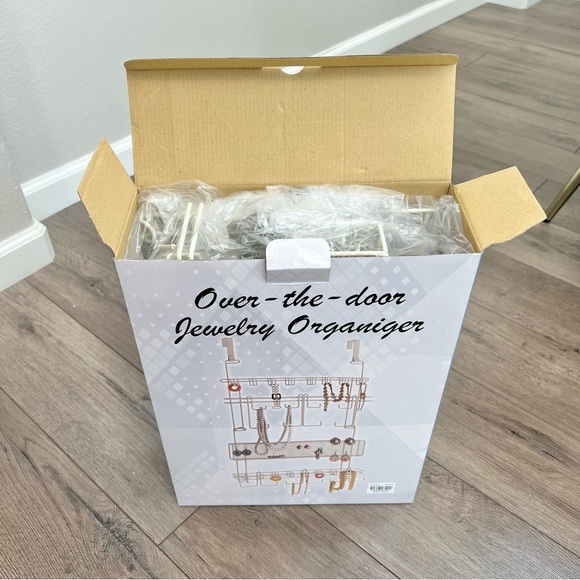 Over-the-Door Jewelry Organizer - White Metal - Picture 5 of 8